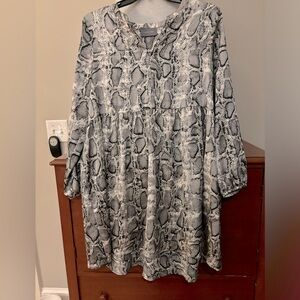 Hudson Gray Large Grey/black snakeskin pattern silky dress